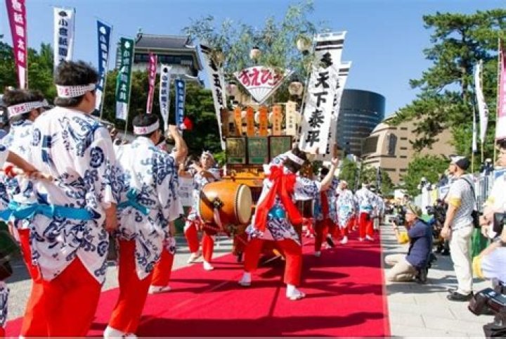北九州小倉とおいらん文化 - 花魁の歴史から現代の成人式スタイルまで