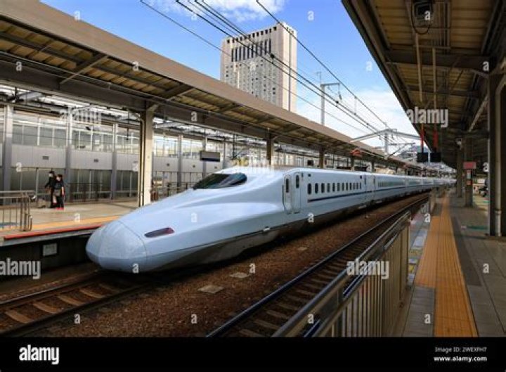 熊本駅から博多駅まで新幹線で行く：所要時間・乗り換え・選び方